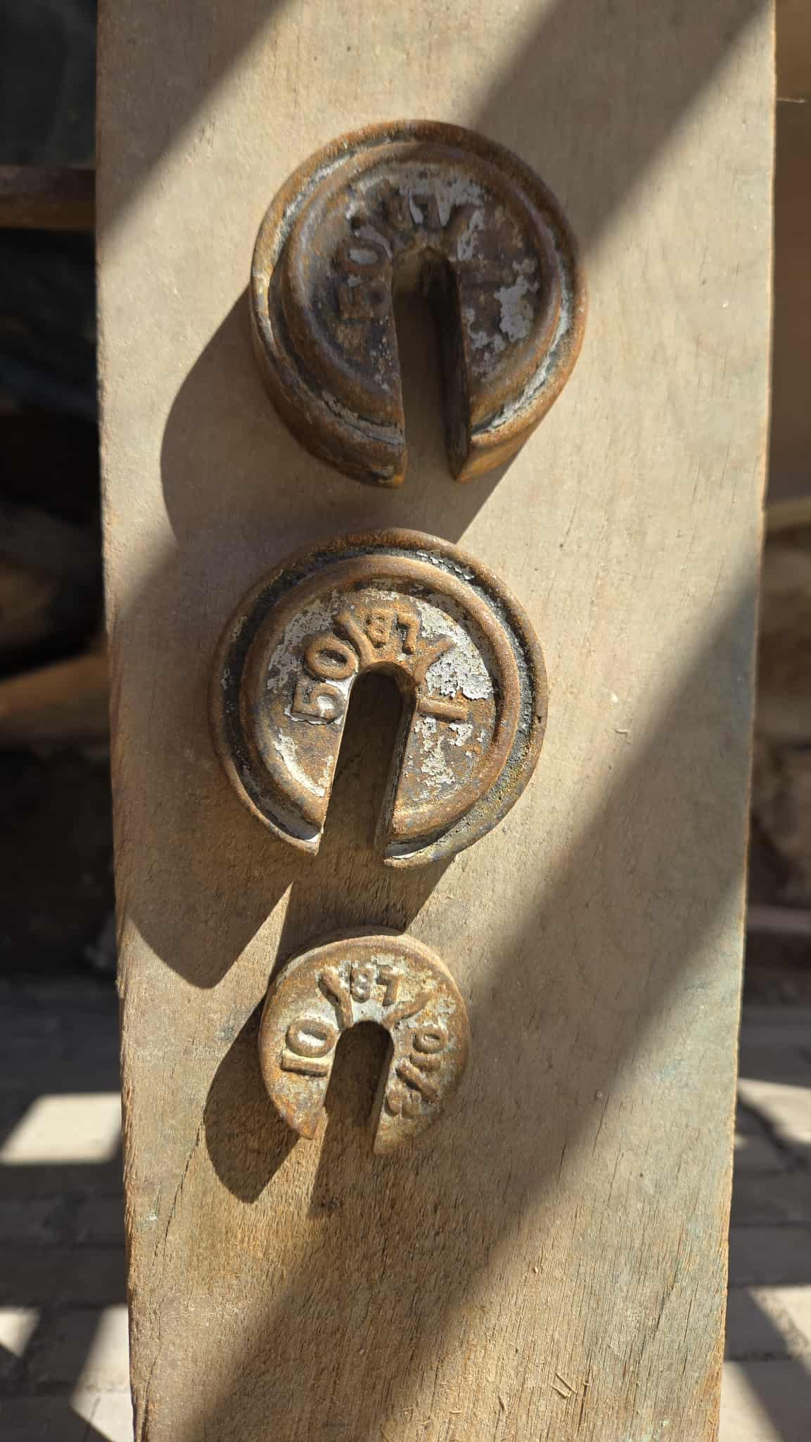 c5e6a556-9d66-46bc-8183-02fa1067bb79